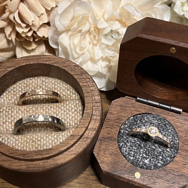 【鎌倉彫金工房の口コミ】 自分の好きな素材・色、どんなデザインにするかを二人でゆっくり相談しな…