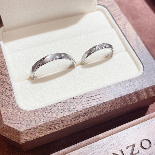 【TANZO.(鍛造指輪)の口コミ】 私たちは年を重ねても綺麗に付けられるように、太めの指輪を探していまし…