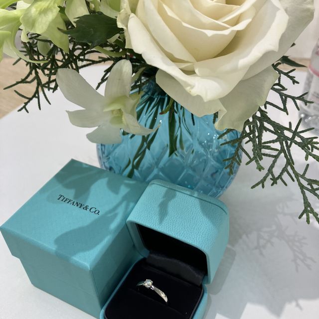 【ティファニー(Tiffany & Co.)の口コミ】 今回購入する前に、彼女と一度見学に行っていました。その際はティファニ…