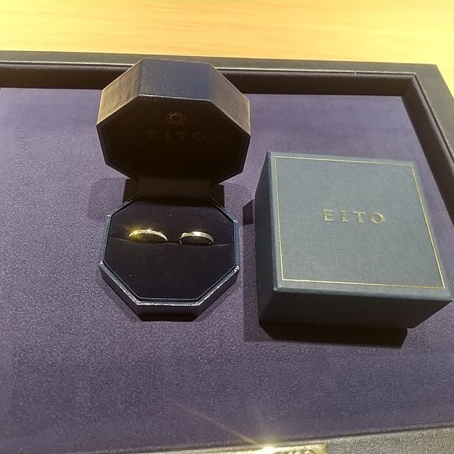 【EITO(エイト)の口コミ】 女性側；EITOのLink
レール留めでプリンセスカットかバゲットカットのダイ…