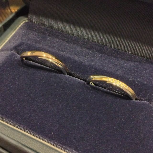 【銀座ダイヤモンドシライシの口コミ】 少し変わったデザインのリングが欲しかったので、ウェーブがあり、小さな…