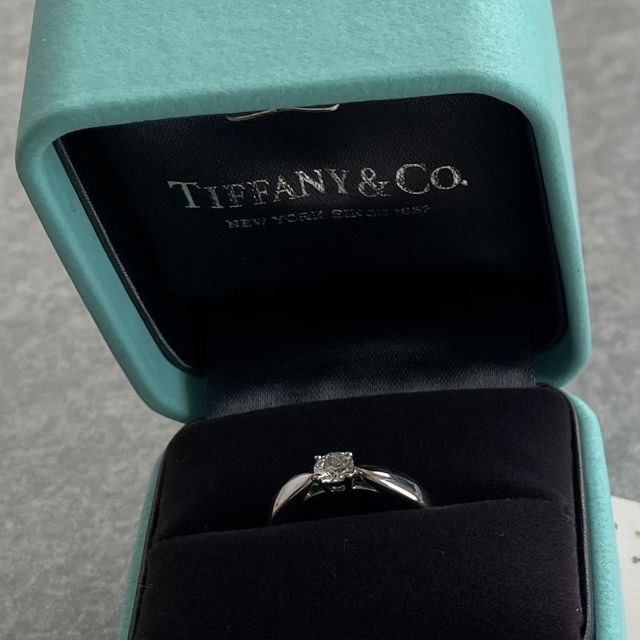 【ティファニー(Tiffany & Co.)の口コミ】 結婚指輪を選ぶ際は、サイズや着け心地の良さは大切なポイントだと思いま…