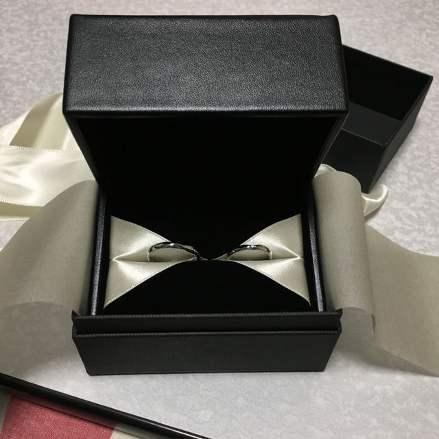 【エクセルコダイヤモンド(EXELCO DIAMOND)の口コミ】 常時つけていられるようなそれほど華美でないもの、そして着け心地を重視…