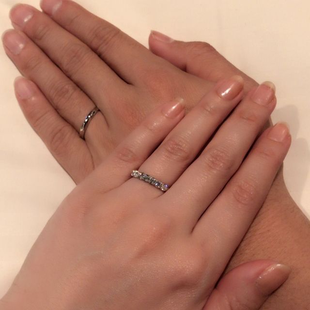 【銀座ダイヤモンドシライシの口コミ】 ずっと憧れていたエタニティタイプの指輪を探していました。何軒かまわり…