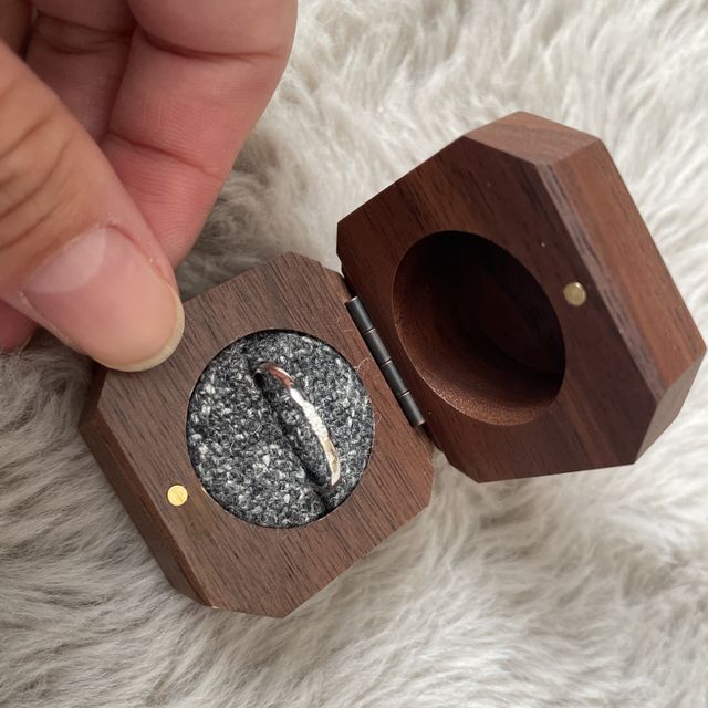 【鎌倉彫金工房の口コミ】 指輪の決め手はやはり手作りできるという点です。2人とも不器用で指輪作り…