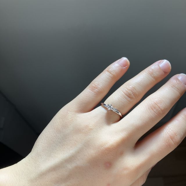 【エクセルコダイヤモンド(EXELCO DIAMOND)の口コミ】 付け心地もとても肌馴染みがよくて、着けていても違和感がない。指が短く…