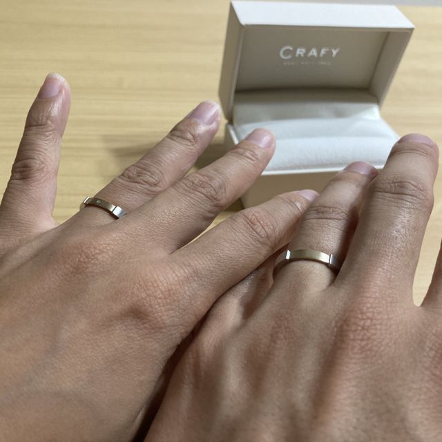 【CRAFY(クラフィ)の口コミ】 シンプルだけれど、オリジナル感がある指輪にしたくて、２つの素材にした…