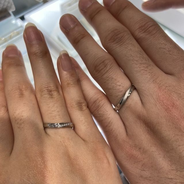 【アイプリモ(I-PRIMO)の口コミ】 ウェーブ方の指輪が欲しいなと思ってはいたものの、どんな形が自分の指に…