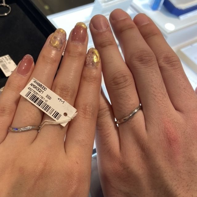 【ヴァンドーム青山(VENDOME AOYAMA)の口コミ】 ウェーブのデザインが欲しくて複数点の指輪をみました。その中でウェーブ…