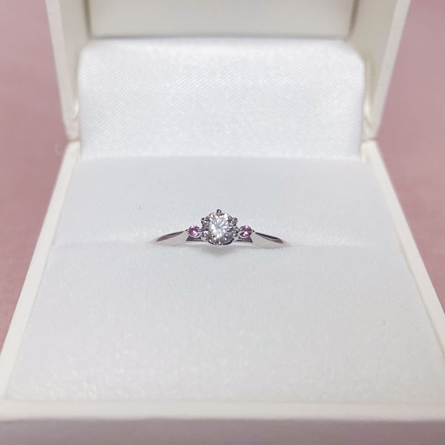 【MILK&Strawberry(ミルクアンドストロベリー)の口コミ】 私も旦那さんもシンプルなものが好みなので絶対ストレートにする！と決め…