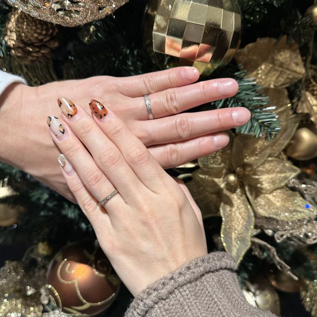 【TANZO.(鍛造指輪)の口コミ】 一から全て考えることができて、
色、素材、加工にいろんな種類があって、…