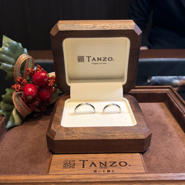 【TANZO.(鍛造指輪)の口コミ】 内側のエッジが丸めてあって着け心地が良いです。鍛造製の指輪のため強度…