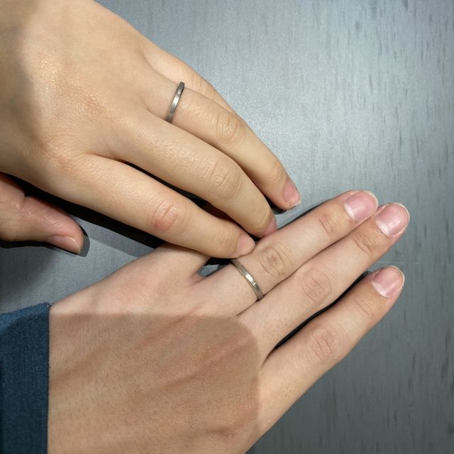 【出雲結(いずもゆい)の口コミ】 シンプルなデザインなため、普段の服装にもフォーマルな場面でも合わせら…