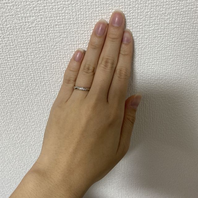 【アイプリモ(I-PRIMO)の口コミ】 ストレートですがデザインが捻ってあり、水掻きが深くても似合うようなデ…