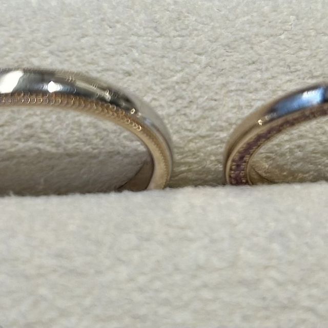 【Ponte Vecchio(ポンテヴェキオ)の口コミ】 側面にダイヤが入っている独特なタイプで他の人と差別化を測ることができ…