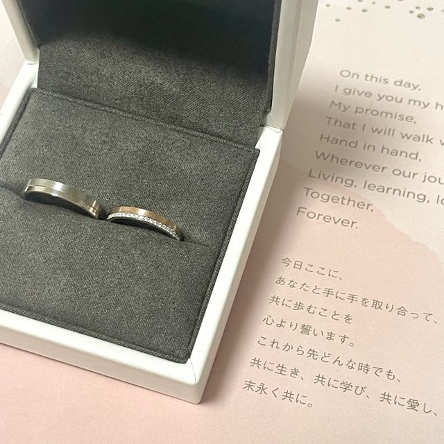 【COCKTAIL(カクテル)の口コミ】 「指輪のデザインはある程度シンプルな物で上下の加工が違うもの」と2人で…