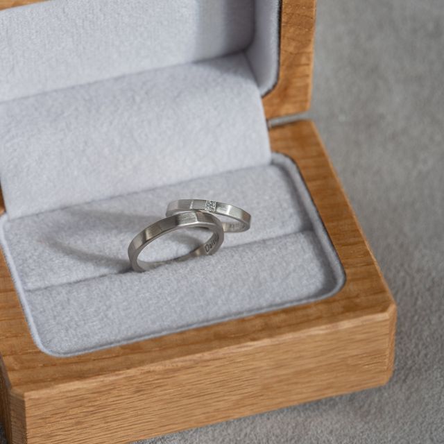 【Cayof(カヨフ)の口コミ】 毎日つけるならシンプルで飽きがこないデザインで煌びやかでないものがい…