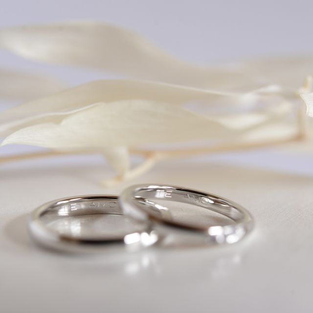 【CRAFY(クラフィ)の口コミ】 シルバーのシンプルな指輪で、ダイヤモンドを３つ無料でつけられるという…