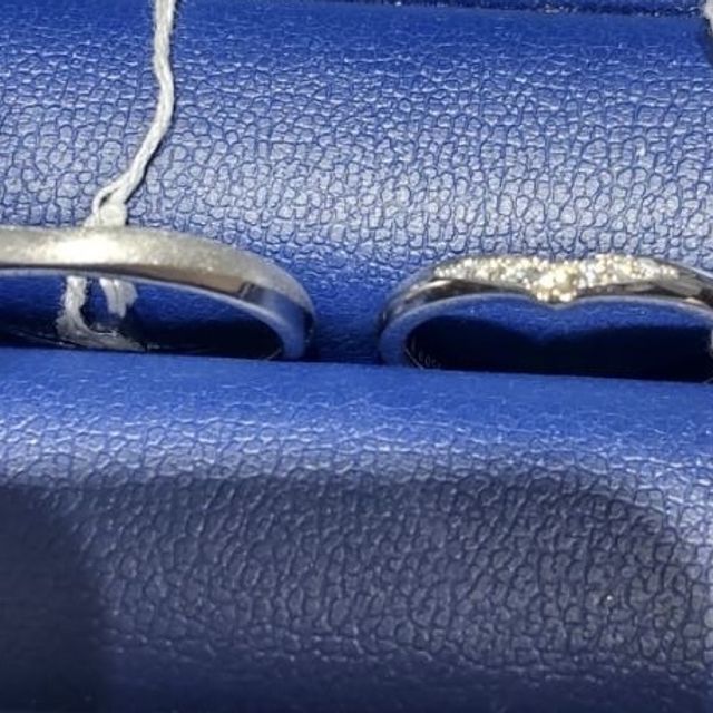 【銀座ダイヤモンドシライシの口コミ】 V字でダイヤモンドはついているけどシンプルめな指輪を探していて、こちら…