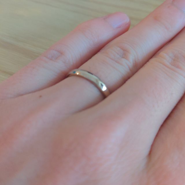 【TANZO.(鍛造指輪)の口コミ】 シンプルで普段使いしやすく、鍛造加工でとても頑丈でキズも入りずらいの…