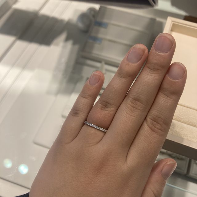 【Ponte Vecchio(ポンテヴェキオ)の口コミ】 他店が混雑しており、試着を断られたのでふらりと入りました。
シンプルな…