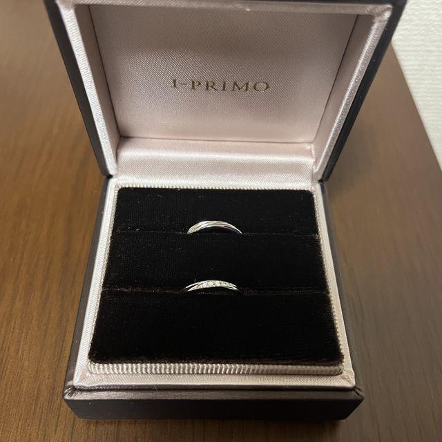 【アイプリモ(I-PRIMO)の口コミ】 緩やかなカーブをしていて、指馴染みがいいです。また、メンズも主張が強…