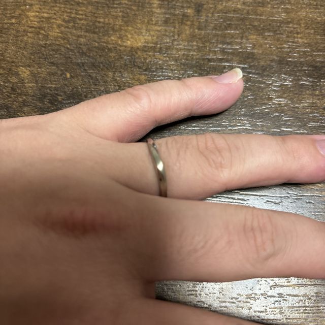 【LEGAN(レガン)の口コミ】 デザインが良く模様や色合いも豊富です。
メッセージやイニシャルなども入…