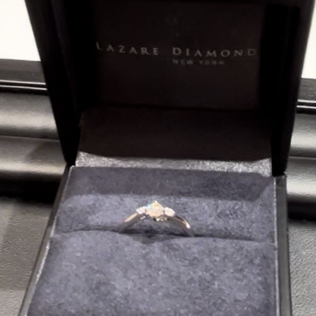 【ラザール ダイヤモンド(LAZARE DIAMOND)の口コミ】 ダイヤモンドがとにかく綺麗です！ダイヤモンドのカットや品質が良いので…