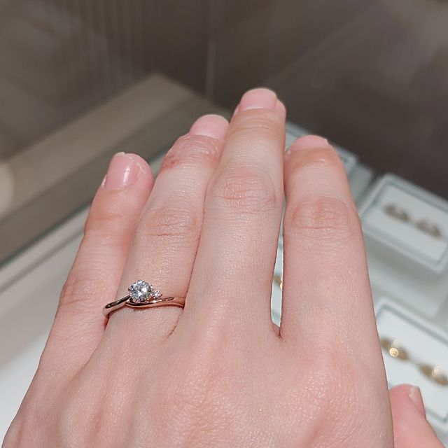 【LOVE NOTESの口コミ】 いろんな指輪をお試ししているなかで使いやすさと個性を両立した指輪が欲…