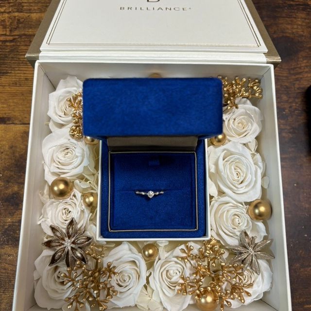 【BRILLIANCE+(ブリリアンスプラス)の口コミ】 ダイヤモンドは0.2ctで金額は指輪とダイヤモンドの合計額です。プロポーズ…