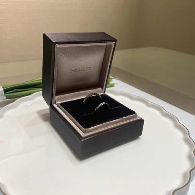 【アイプリモ(I-PRIMO)の口コミ】 ウェーブデザインのセットですが、メンズはウェーブのカーブが反対向きな…