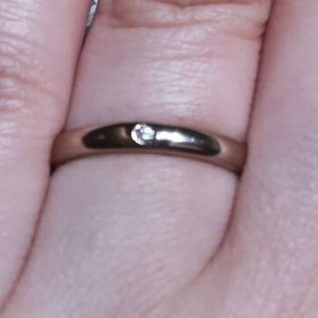 【BRILLIANCE+(ブリリアンスプラス)の口コミ】 シンプルでつけ心地が良く、かつ人と被らない指輪を探していて、こちらの…