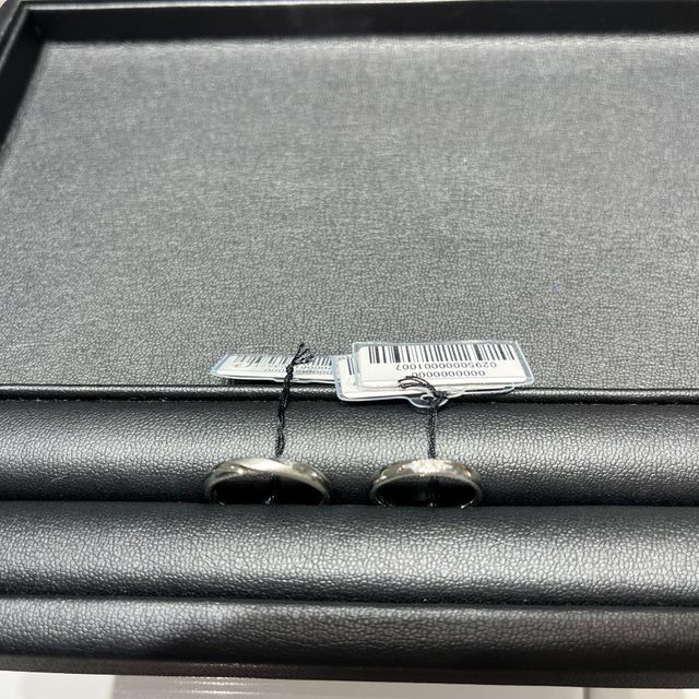 【エクセルコダイヤモンド(EXELCO DIAMOND)の口コミ】 価格も平均的？で良かった種類がとても豊富で誰かと被ったりしないし自分…