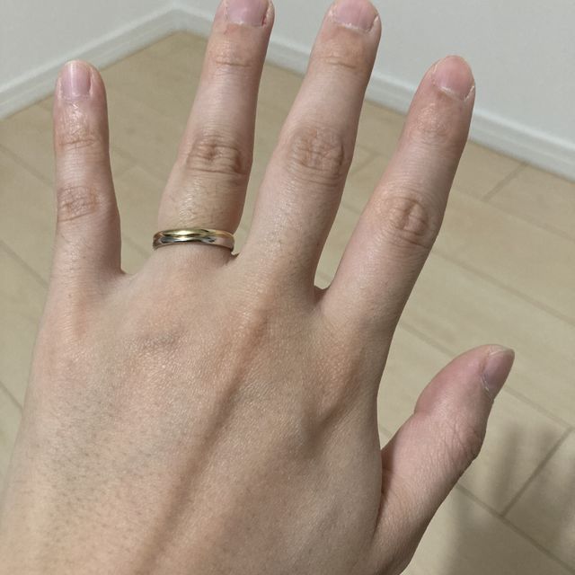 【和光ブライダルブティックギンザの口コミ】 ゴールドが入ることによって肌馴染みが良く、あまり指輪つけてない人でも…