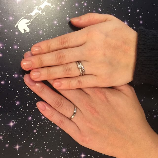 【銀座ダイヤモンドシライシの口コミ】 一目見て気に入りました。ゴツイデザインではなく、シンプルで日常着けて…