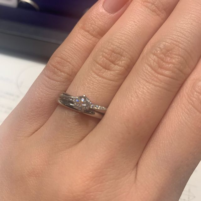 【FISCHER(フィッシャー)の口コミ】 Fischerのインスタグラムをずっと見ており、デザインがゴージャスで煌びや…