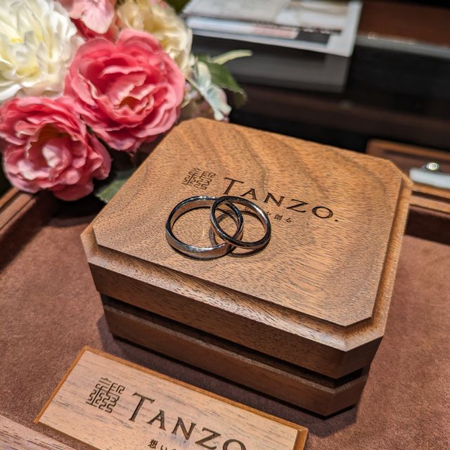 【TANZO.(鍛造指輪)の口コミ】 鍛造製法で作られた指輪と言うことで、強度が他の指輪と比べて強いという…