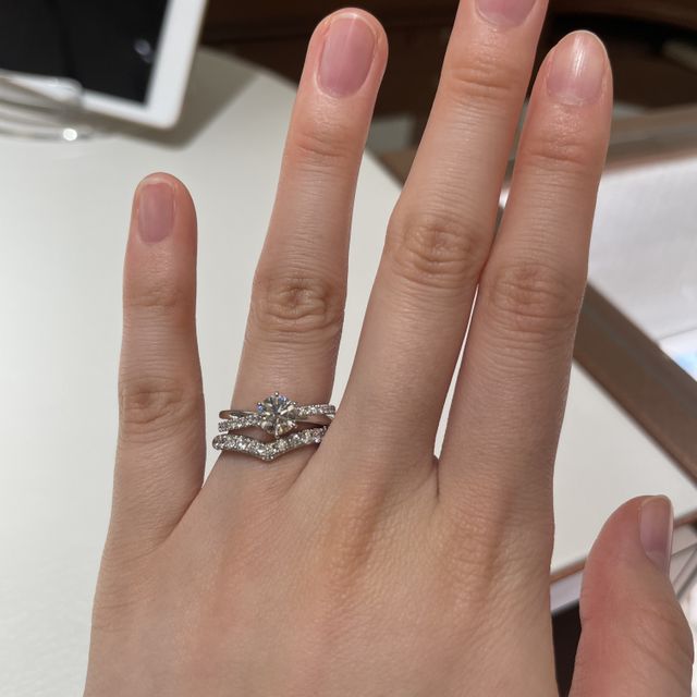 【和光ブライダルブティックギンザの口コミ】 シンプルでとても可愛いデザインです。日本製のブランドなので，円安にも…