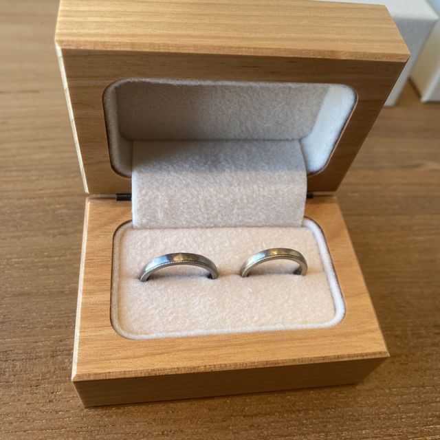 【uchimari(ウチマリ)の口コミ】 指輪の凹凸を自分でデザインできたり、内側の刻印に手書きの絵を入れたり…
