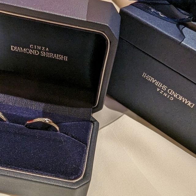 【銀座ダイヤモンドシライシの口コミ】 指輪は普段使用するためシンプルなものを希望しました。結婚指輪はほとん…