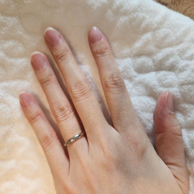 【アイプリモ(I-PRIMO)の口コミ】 プラチナとピンクゴールドのアクセントが素敵です。夫のはつや消し加工が…