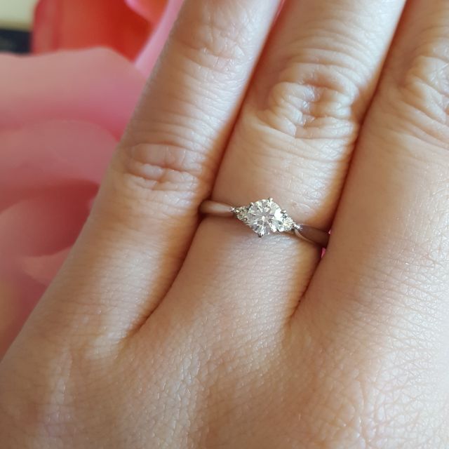 【銀座ダイヤモンドシライシの口コミ】 最終的にやっぱり店員さんの対応でした♡担当してくださった店員さんが笑顔…