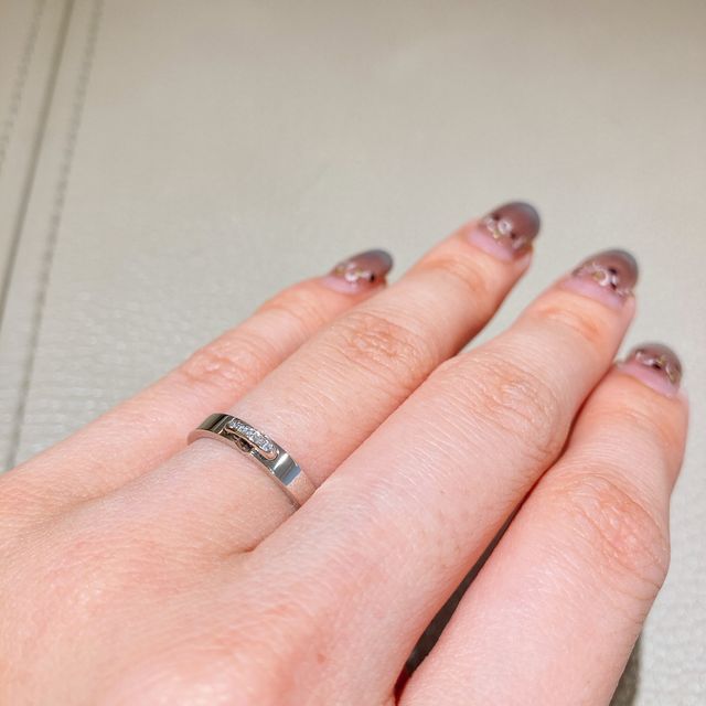 【ショーメ(CHAUMET)の口コミ】 おそろいで、あまり人と被らないデザイン、かつ婚約指輪との相性が良い指…