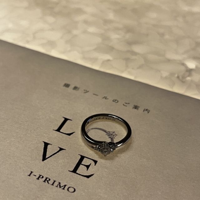 【アイプリモ(I-PRIMO)の口コミ】 指が細くても、ダイヤが主張し過ぎず、リングの装飾もシンプルながらもエ…