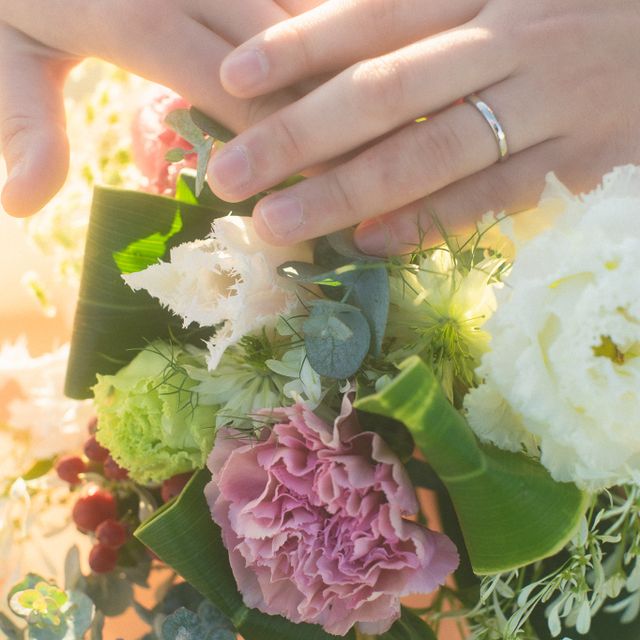 【アイプリモ(I-PRIMO)の口コミ】 シンプルなデザインだが、ダイヤが5つ付いていて可愛らしいです。この先も…