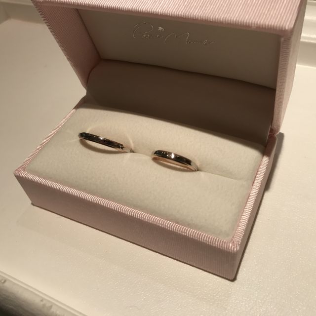 【Petit Marie(プチマリエ)の口コミ】 見た目や、はめた時のしっくり感が決め手です。
インターネットで色々と調…