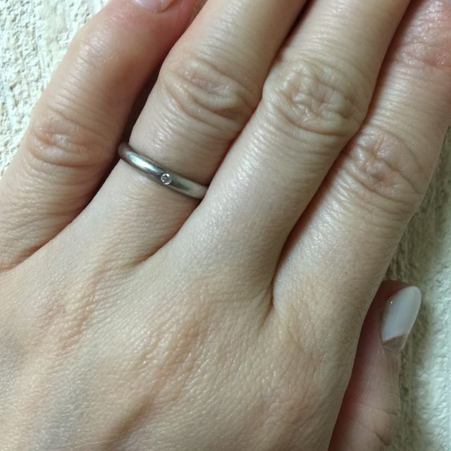 【カルティエ(Cartier)の口コミ】 毎日つけるものなので、シンプルなものが一番という事と、太すぎず、細す…