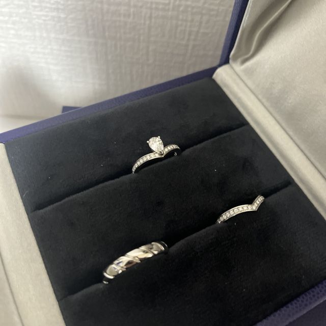【ショーメ(CHAUMET)の口コミ】 男性結婚指輪はとても馴染みがよく、着け心地が非常に良い。良い意味で付…