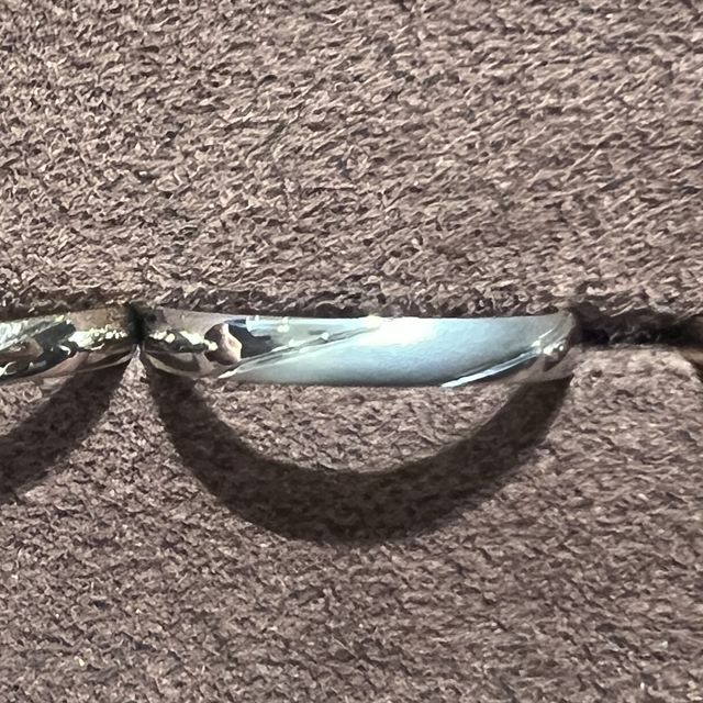 【TANZO.(鍛造指輪)の口コミ】 鍛造ということで、何よりも頑丈、傷が付きにくい点に惹かれました。フル…