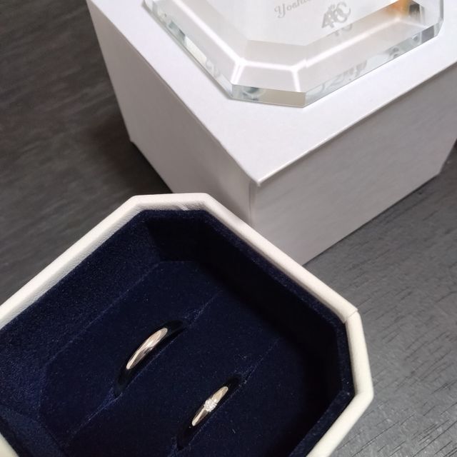 【4℃ BRIDAL(ヨンドシーブライダル)の口コミ】 着け心地が良い、傷つきにくい、シンプルで綺麗
昔から知ってるブランドだ…